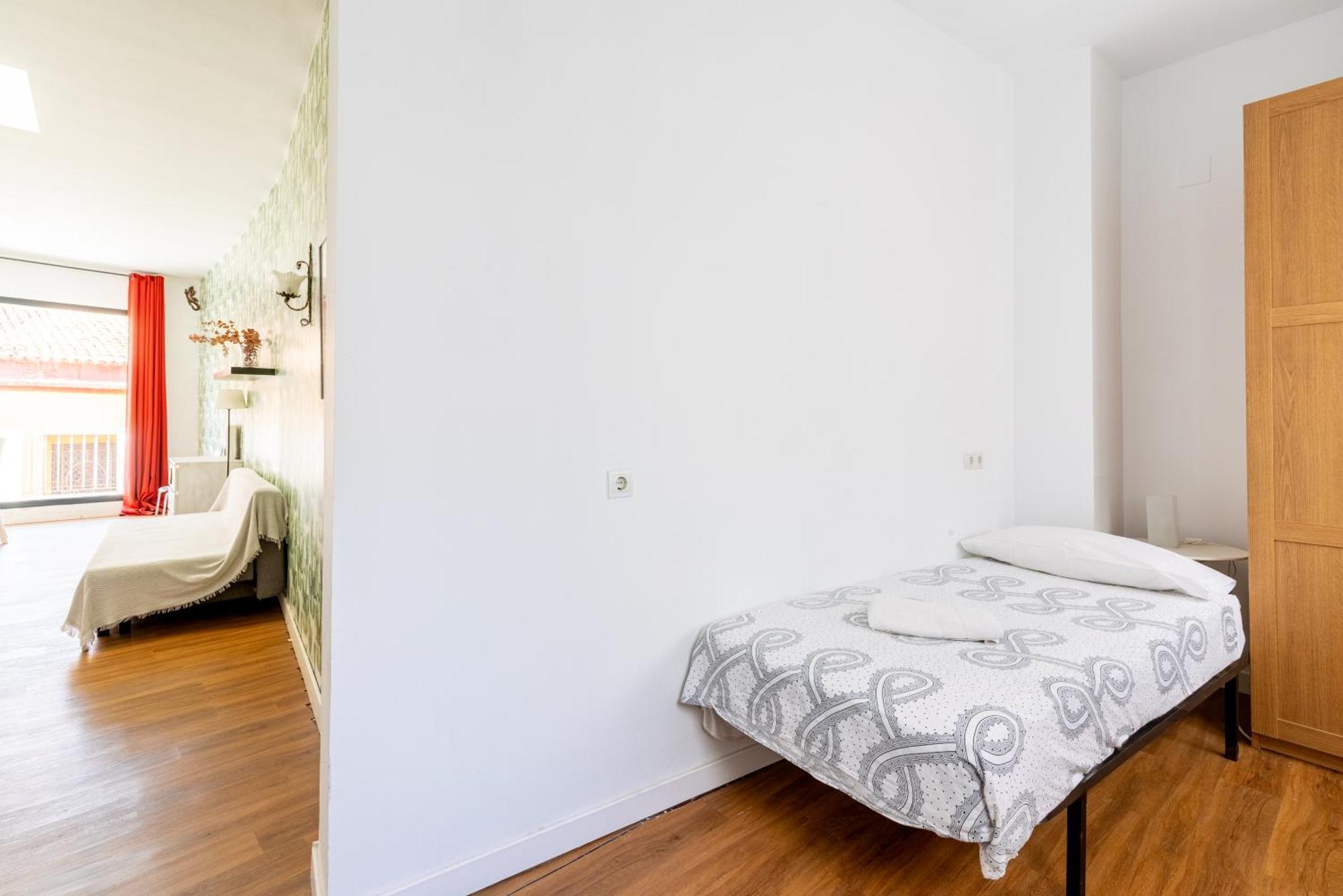 House Sevillana Parking Eksteriør bilde